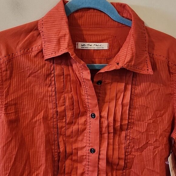 We the free  Coral Button-Up  tunic Top XS - Picture 2 of 5
